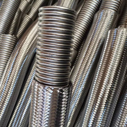 Stainless steel braided flexible hose